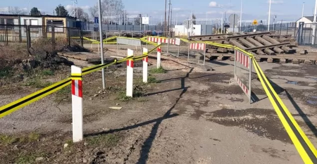 Roboty prowadzone na przejazdach kolejowych na ul. Barlickiego - 12.04.2023