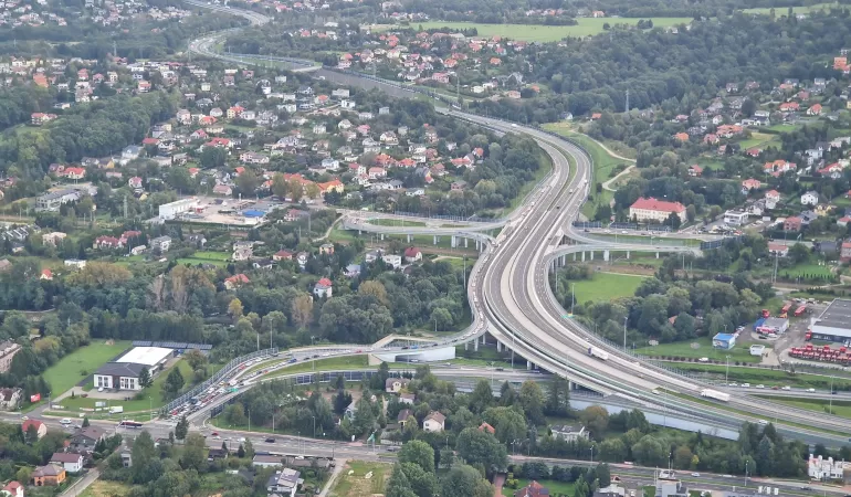 Na zdjęciu wykonanym z pokładu śmigłowca doskonale widać na czym polega problem - 4.10.2023