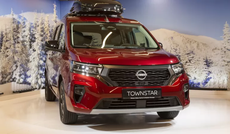 Wyprzedaż rocznika 2023 Nissan Townstar Combi