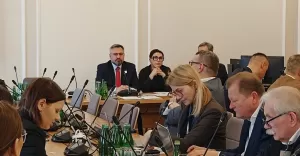Posłowie będą decydować o kluczowych inwestycjach drogowych i kolejowych w regionie