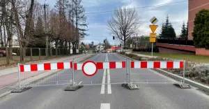 Kolejny etap przebudowy. Wyłączony z ruchu fragment ul. Traugutta