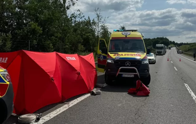 [FOTO] Tragiczny wypadek na S-1. Nie żyje 48-letni motocyklista