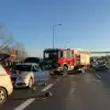 [FOTO] Karambol na S-52 w Wapienicy i czołowe zderzenie na objeździe. 3 osoby ranne