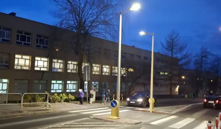 Nieprzemyślana decyzja dotycząca bezpieczeństwa dzieci. Radni interweniują