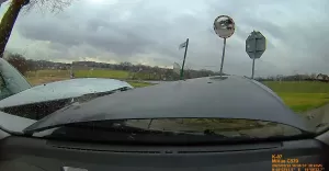 [WIDEO] Groźna kraksa na niebezpiecznym skrzyżowaniu